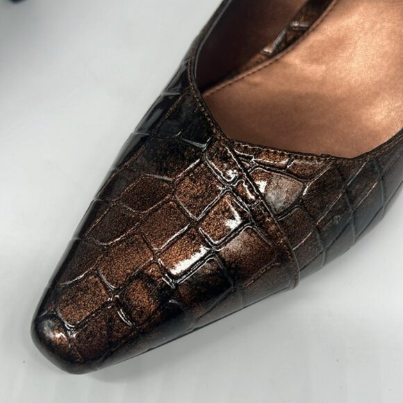 Easy Street Bronze Snake Patent Chiffon Small Heel Pumps Pointed Toe 6.5 WIDE - Picture 4 of 16